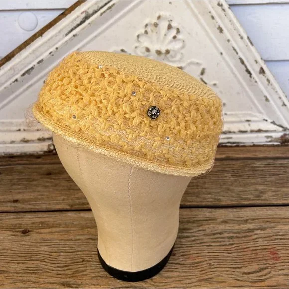 Vintage 1950s Yellow Straw Pill Box Hat Rhinestones MOD - Picture 10 of 15